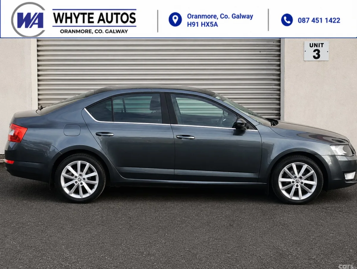 Skoda Octavia Saloon, Diesel, 2016, Grey