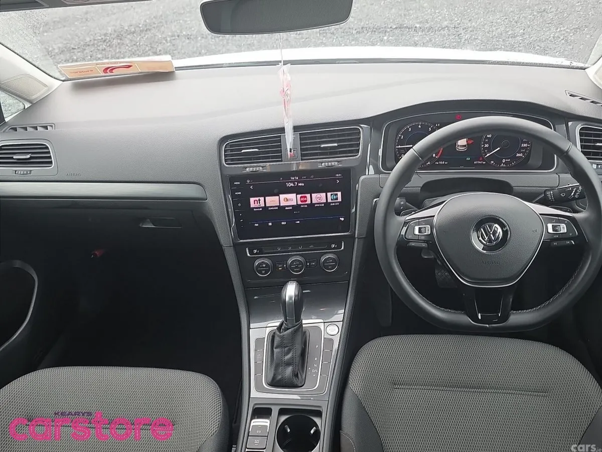 Volkswagen Golf Hatchback, Petrol, 2019, White