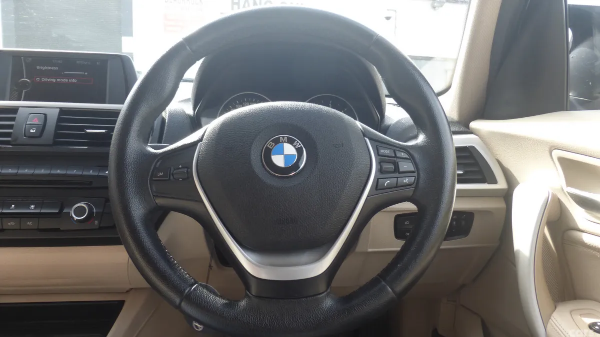 BMW 1-Series Estate/Jeep, Diesel, 2014, Black