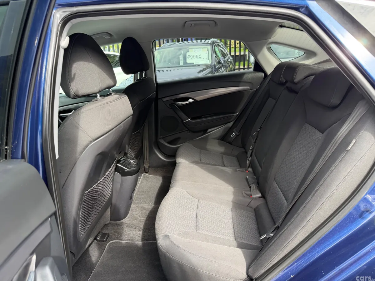Hyundai i40 Saloon, Diesel, 2019, Blue
