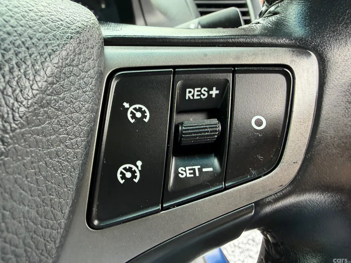 Hyundai i40 Saloon, Diesel, 2019, Blue