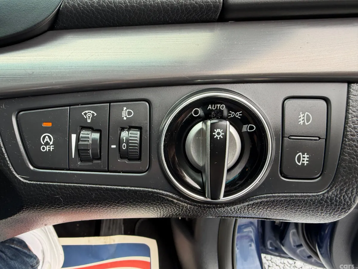 Hyundai i40 Saloon, Diesel, 2019, Blue