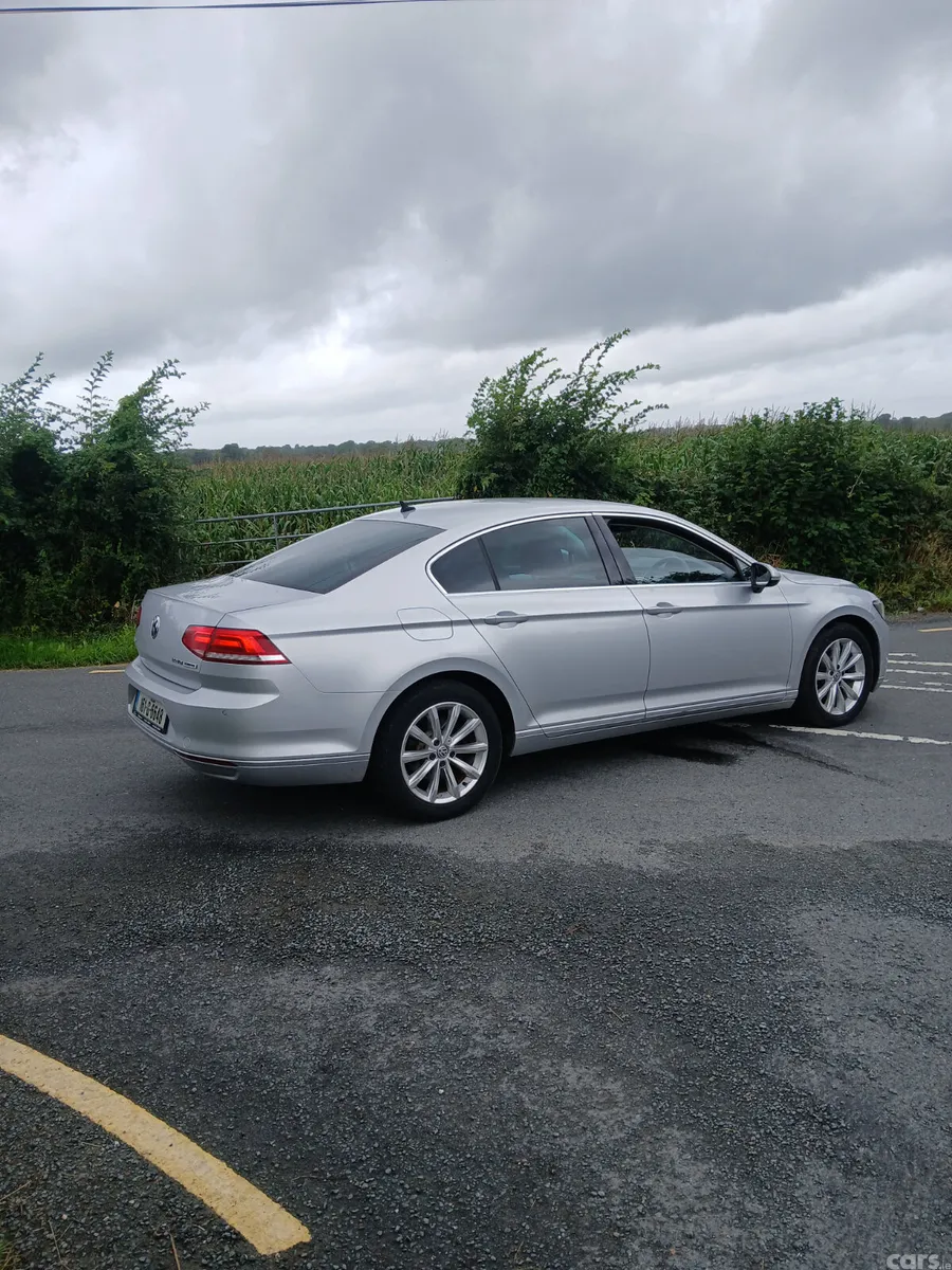 Volkswagen Passat Saloon, Diesel, 2016, Silver