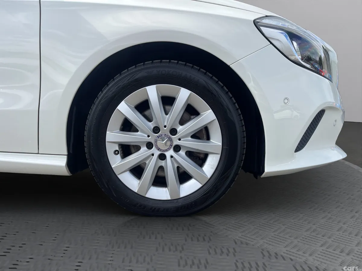 Mercedes-Benz A-Class Hatchback, Petrol, 2015, White