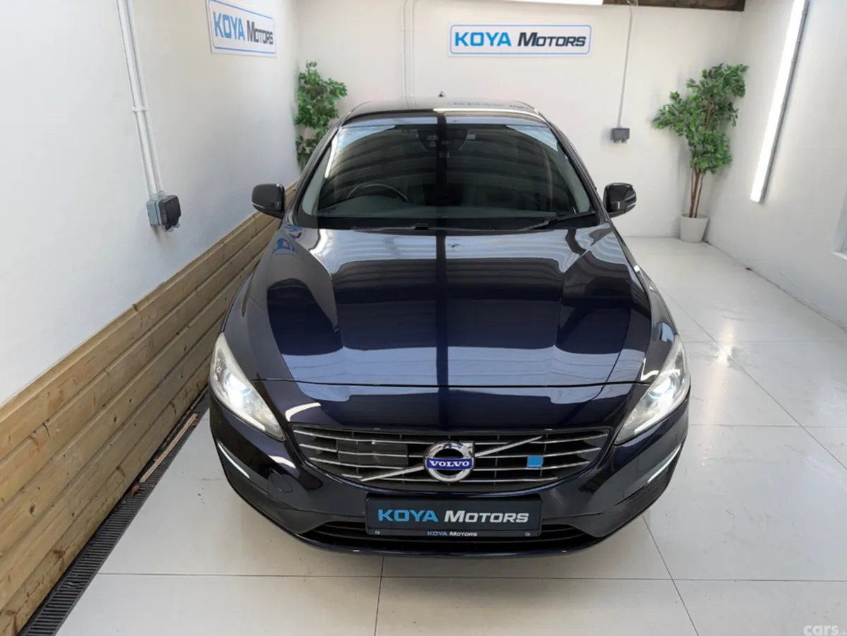 Volvo V60 Estate, Diesel, 2017, Blue