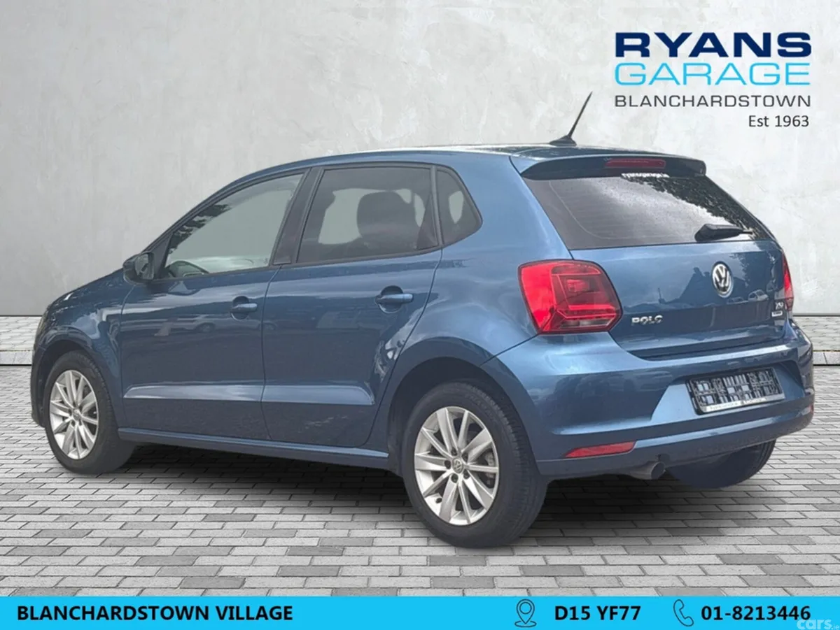 Volkswagen Polo Hatchback, Petrol, 2017, Blue