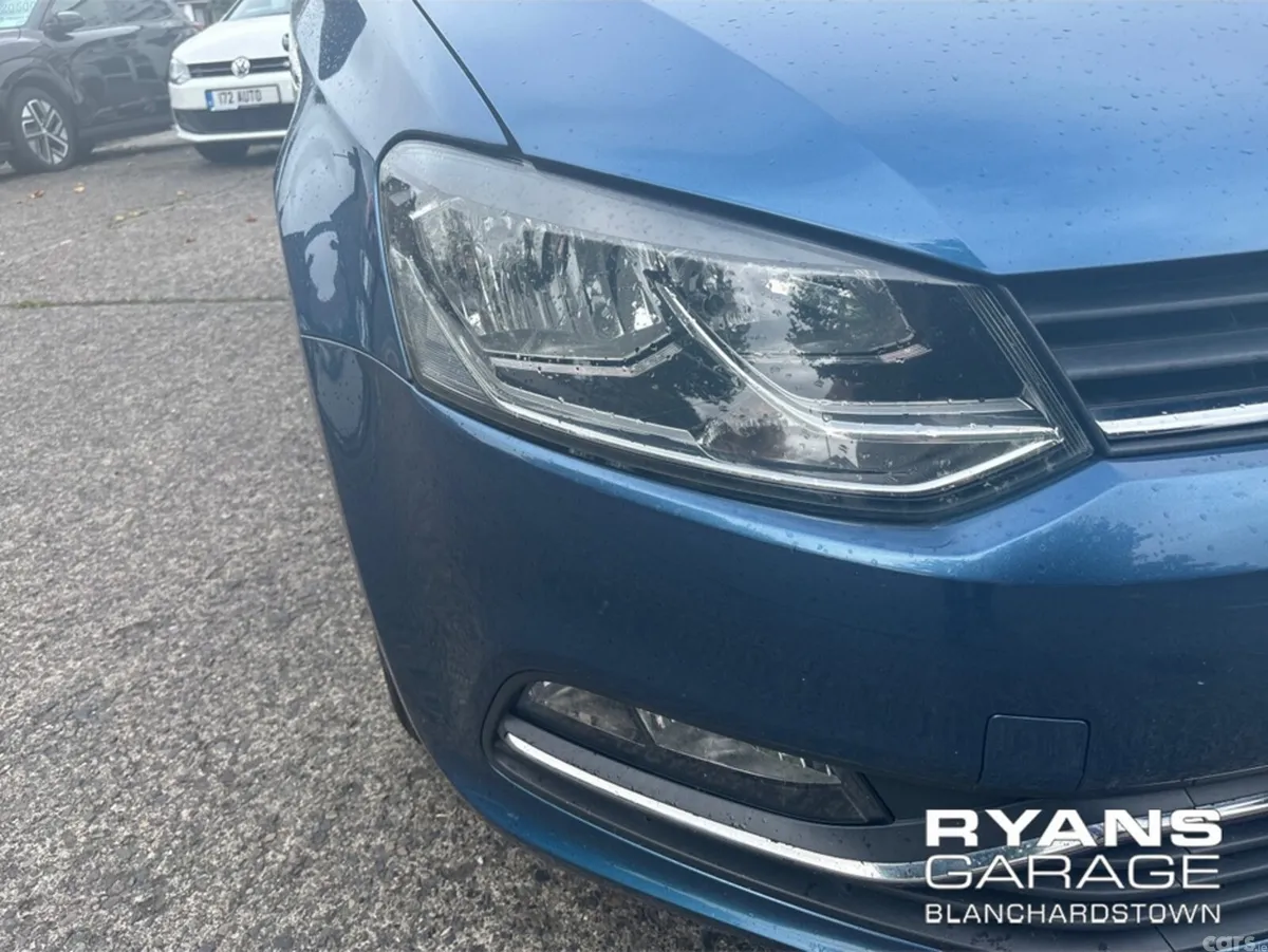 Volkswagen Polo Hatchback, Petrol, 2017, Blue