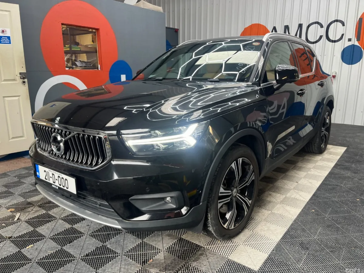 Volvo XC40 SUV, Petrol Hybrid, 2021, Black