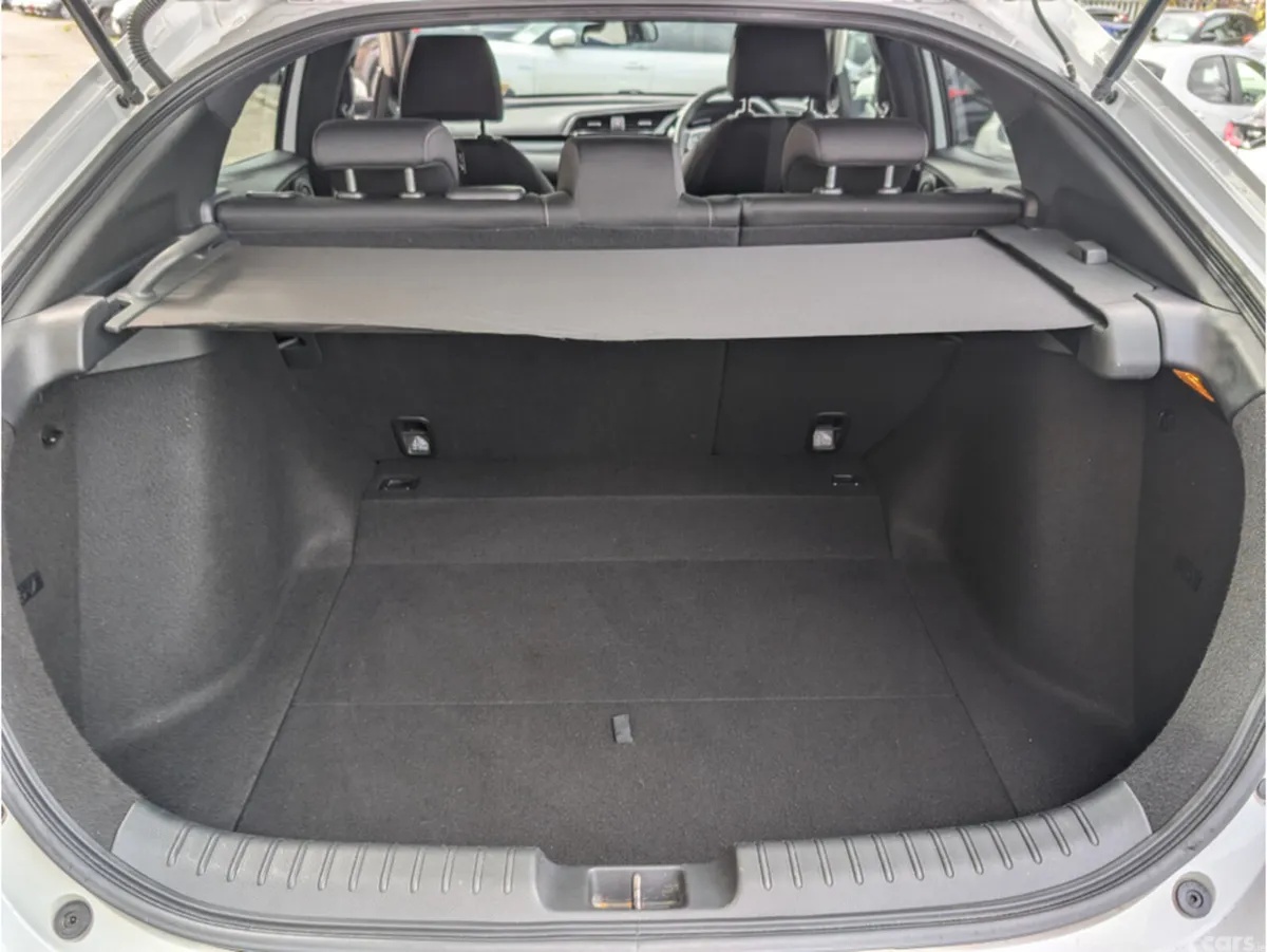 Honda Civic Hatchback, Petrol, 2021, White