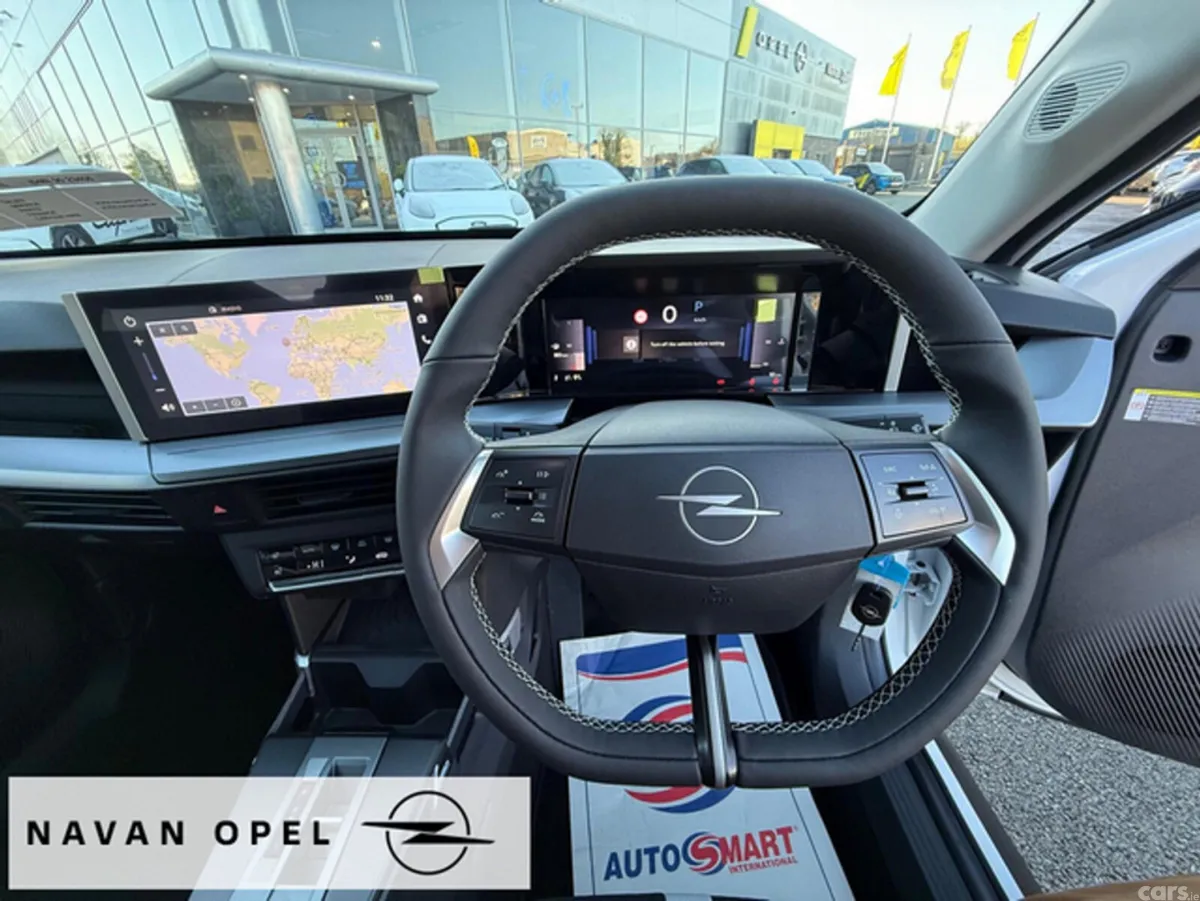 Opel Frontera SUV, Petrol Hybrid, 2027, White