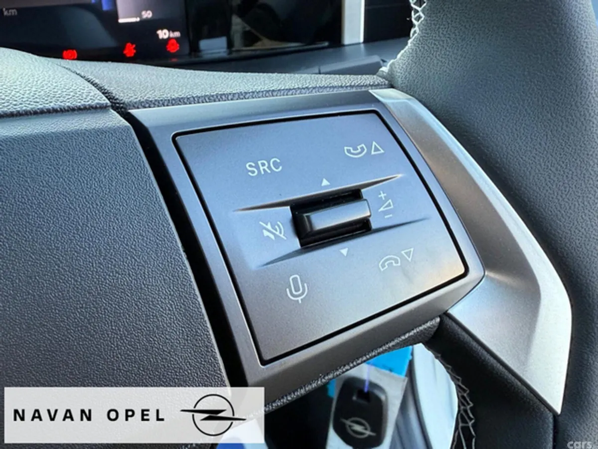 Opel Frontera SUV, Petrol Hybrid, 2027, White
