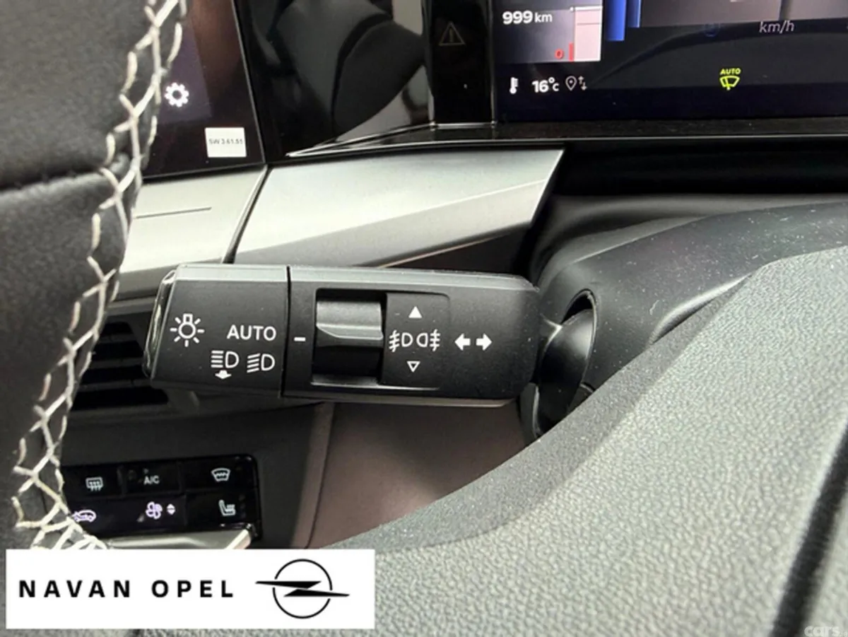 Opel Frontera SUV, Petrol Hybrid, 2027, Orange