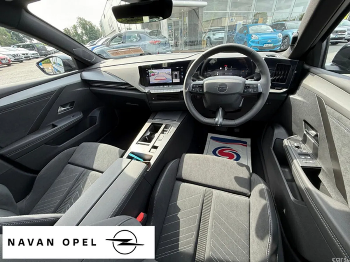 Opel Astra Hatchback, Diesel, 2027, Black