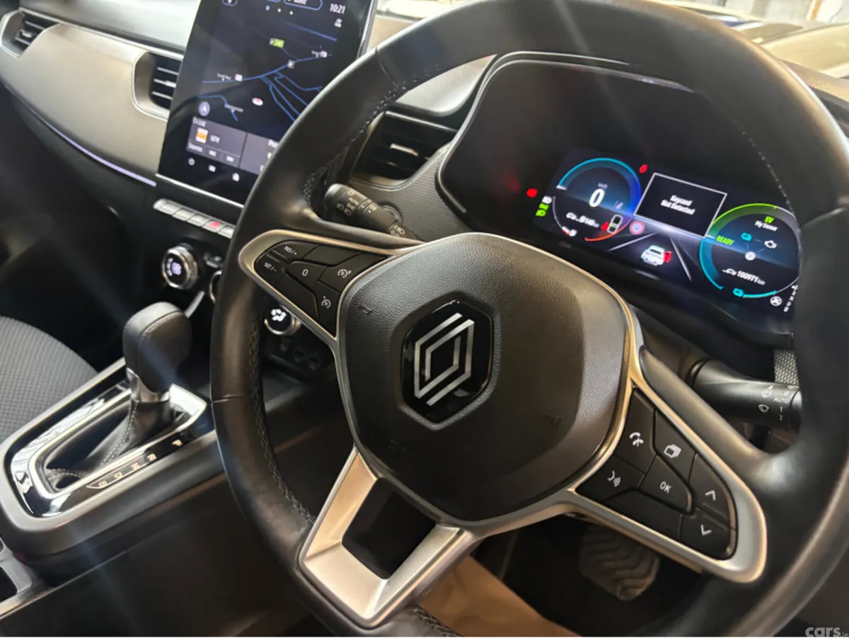 Renault Arkana Hatchback, Petrol, 2024, White