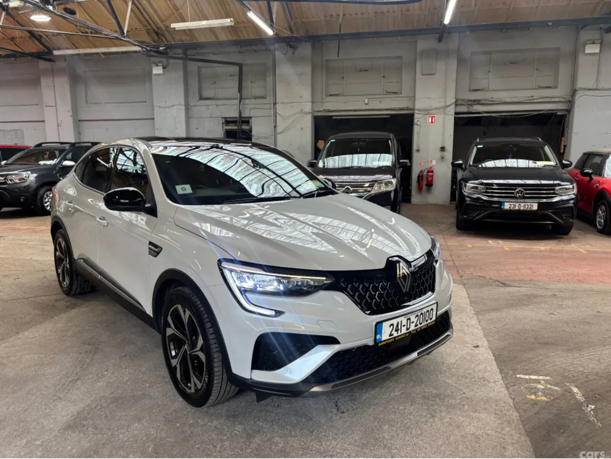 Renault Arkana Hatchback, Petrol, 2024, White