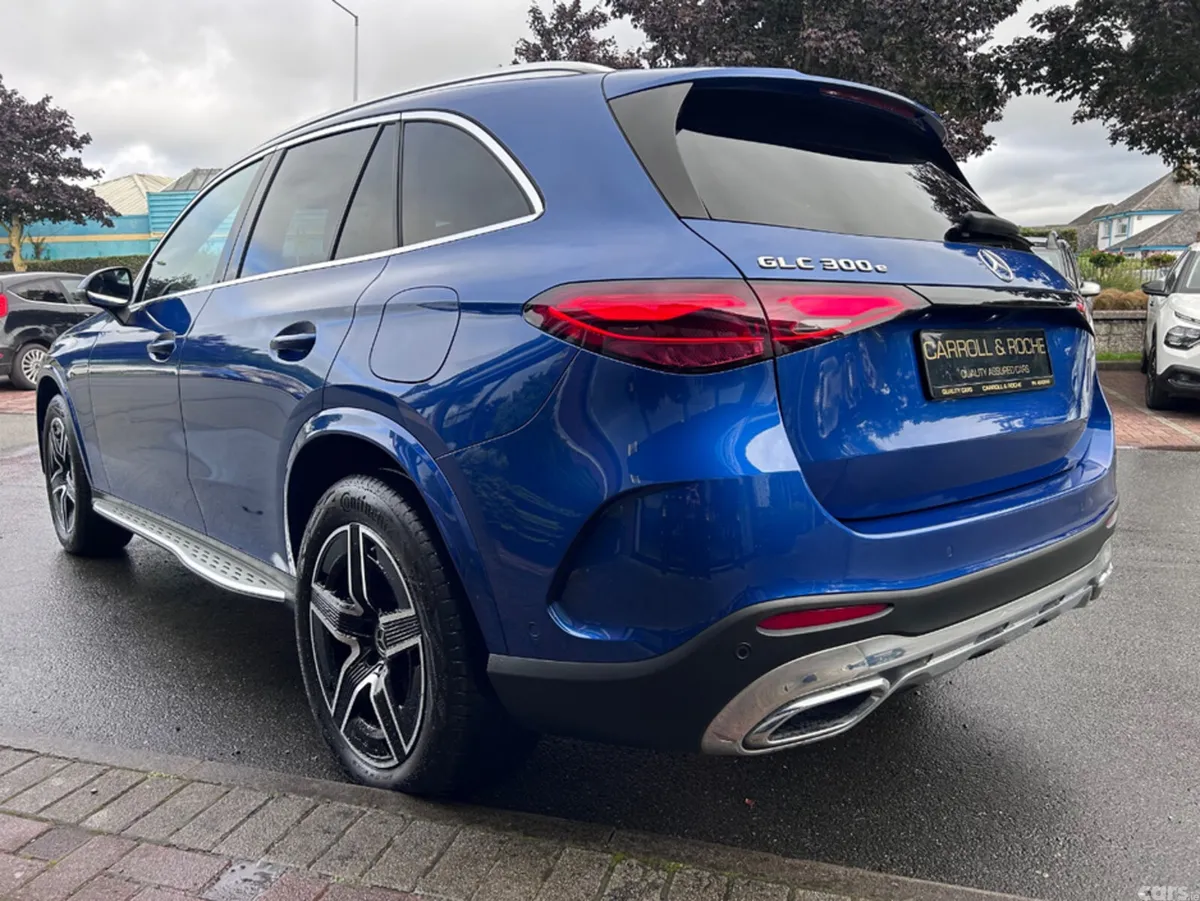 Mercedes-Benz GLC SUV, Petrol Plug-in Hybrid, 2023, Blue