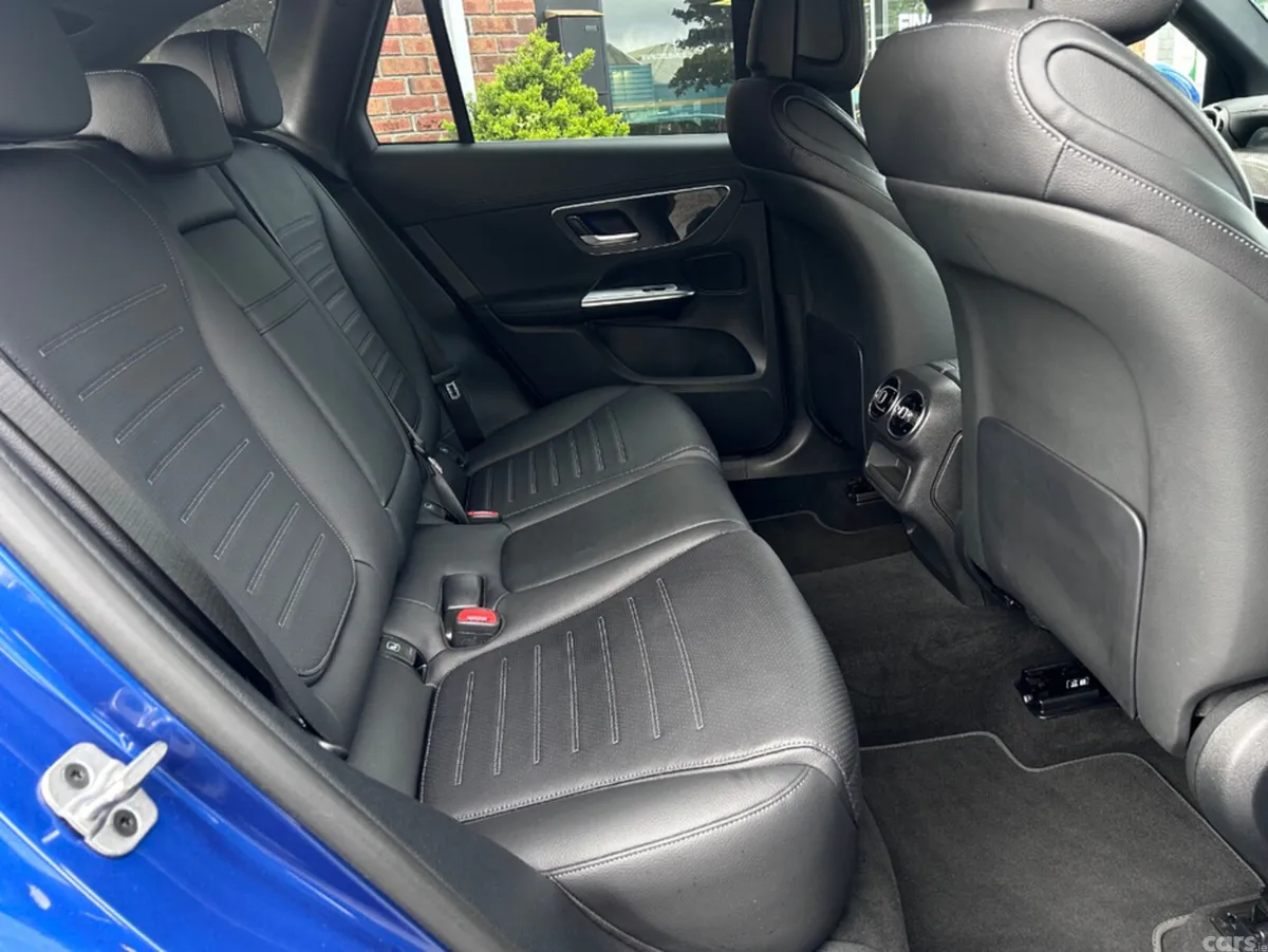 Mercedes-Benz GLC SUV, Petrol Plug-in Hybrid, 2023, Blue