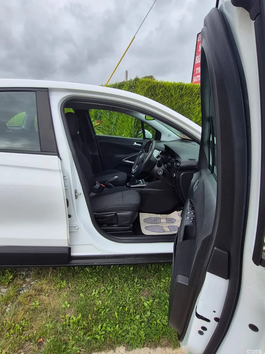 Opel Crossland X SUV, Petrol, 2019, White