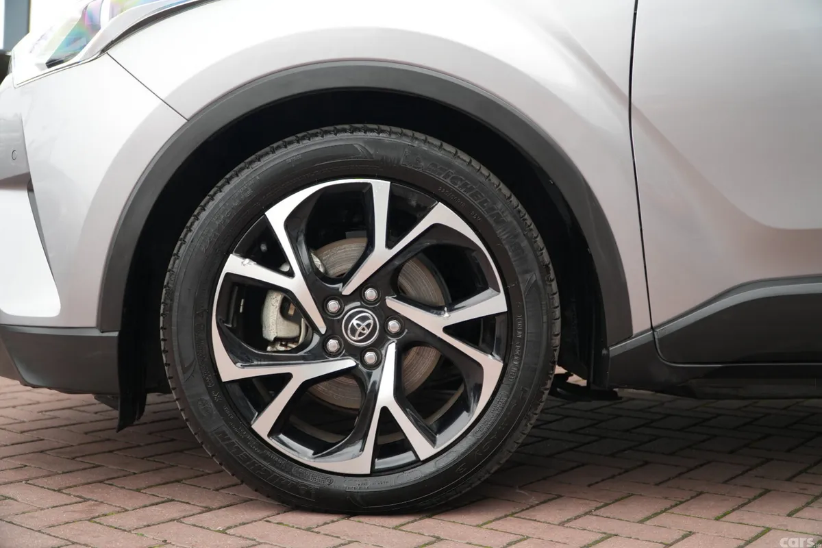 Toyota C-HR Hatchback, Petrol Hybrid, 2017, Silver