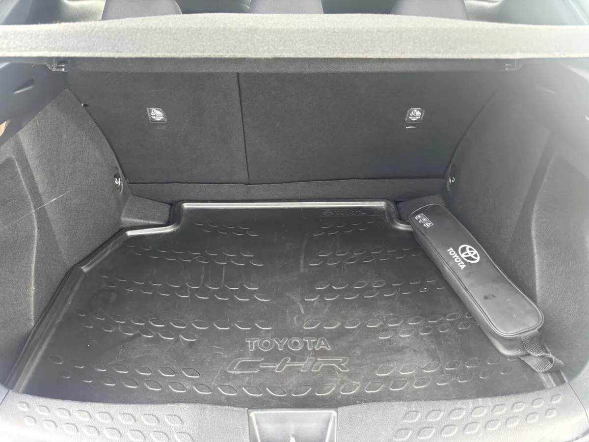 Toyota C-HR Hatchback, Petrol Hybrid, 2019, Grey