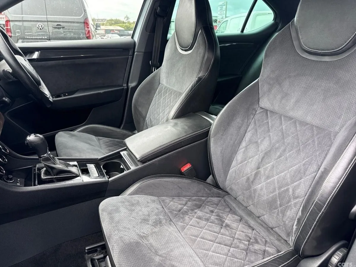 Skoda Superb Hatchback, Diesel, 2018, Grey