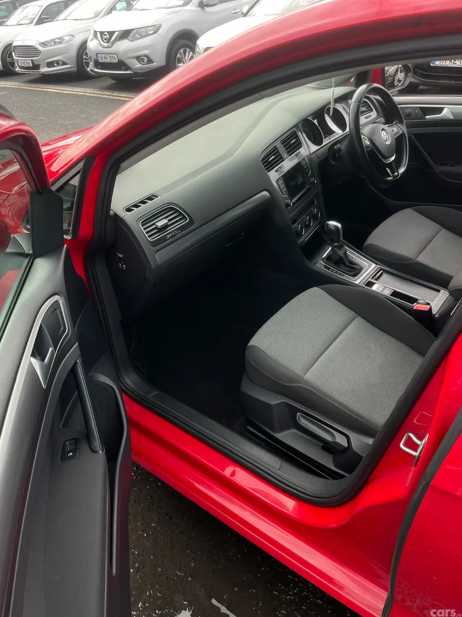 Volkswagen Golf Estate, Petrol, 2016, Red