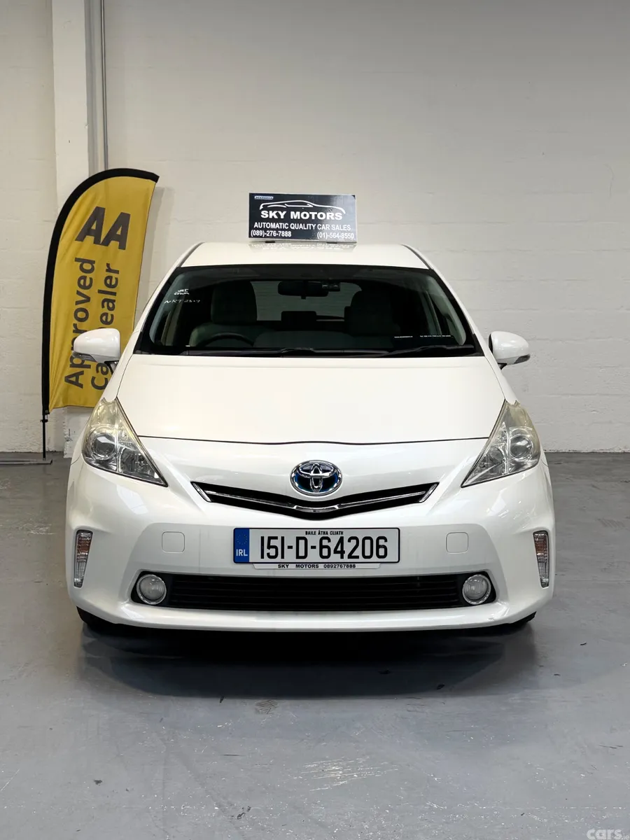 Toyota Prius MPV, Petrol Hybrid, 2015, White
