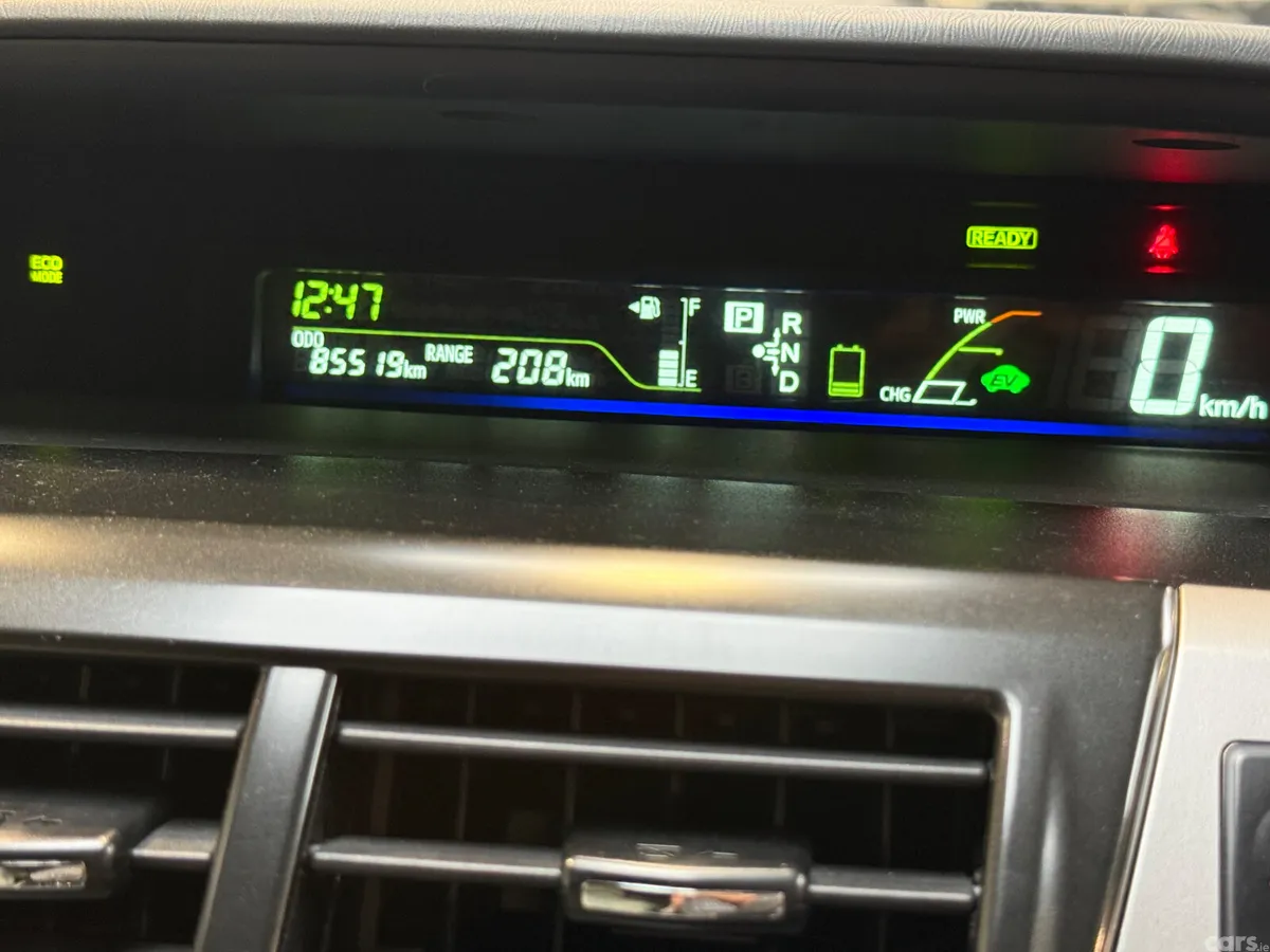 Toyota Prius MPV, Petrol Hybrid, 2015, White