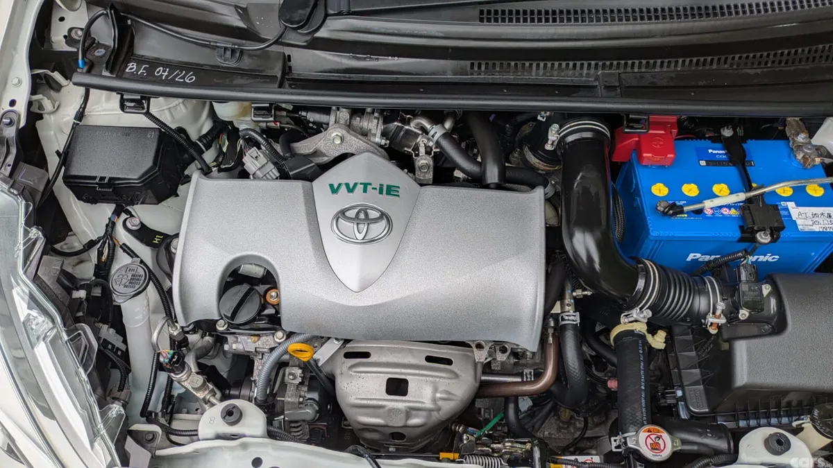 Toyota Yaris Hatchback, Petrol, 2020, White