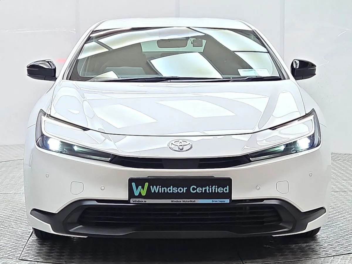 Toyota Prius Hatchback, Petrol Hybrid, 2023, White