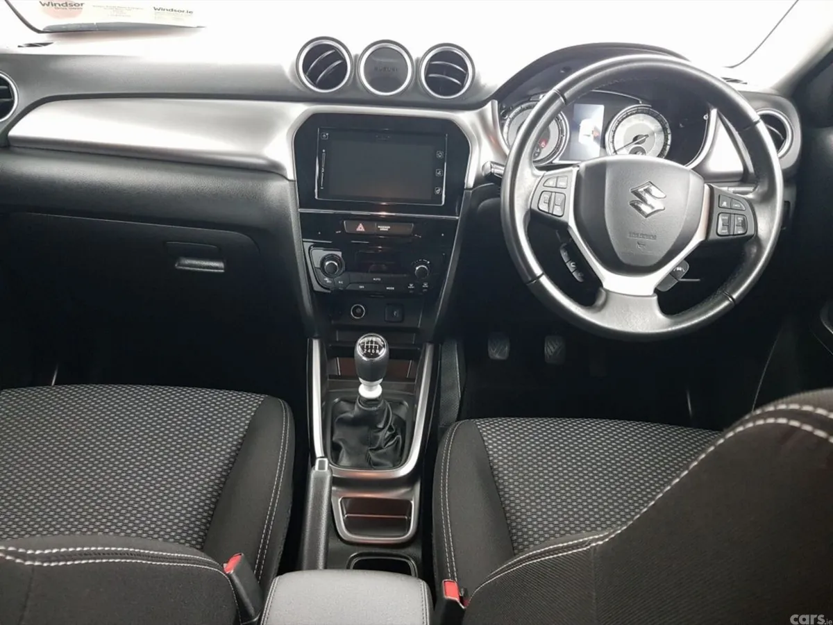 Suzuki Vitara SUV, Petrol, 2023, Grey
