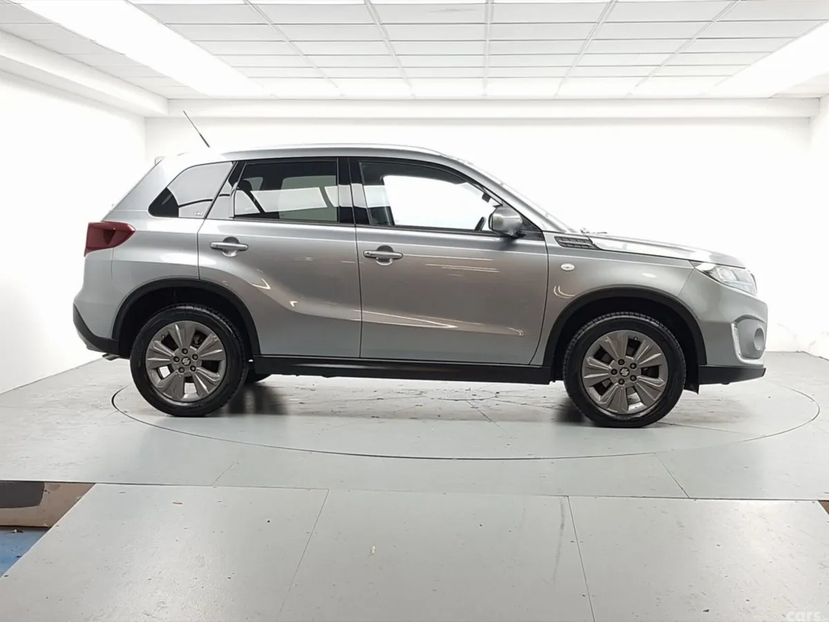 Suzuki Vitara SUV, Petrol, 2023, Grey