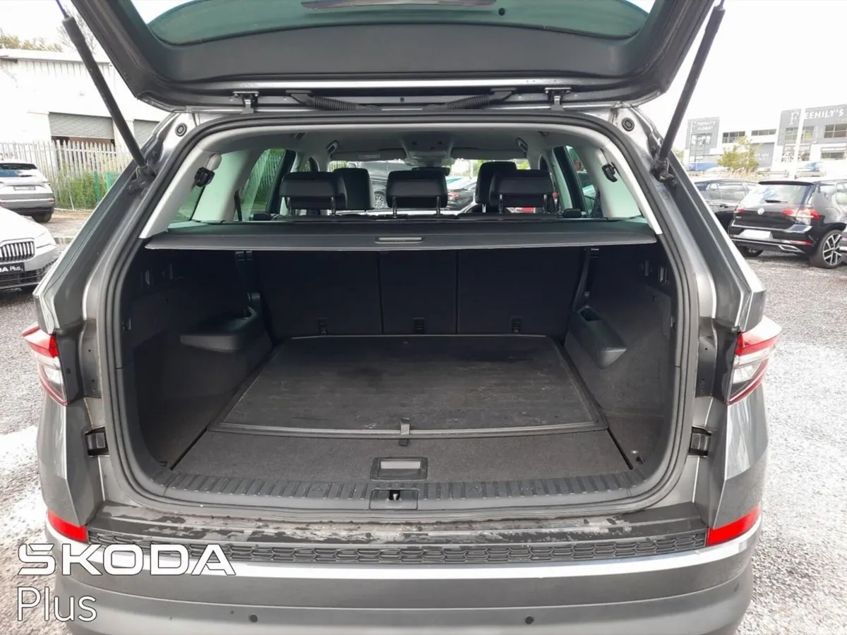 Skoda Kodiaq SUV, Diesel, 2023, Grey