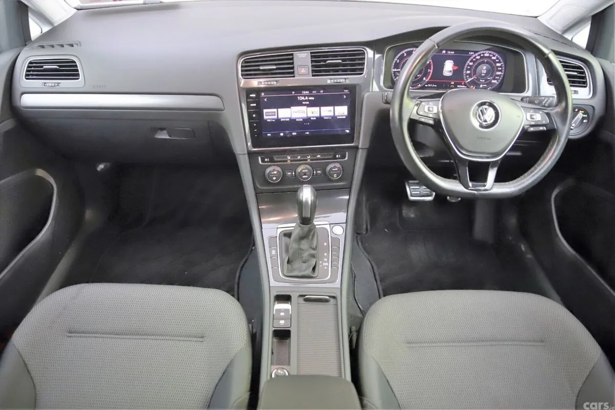 Volkswagen Golf Hatchback, Petrol, 2019, White