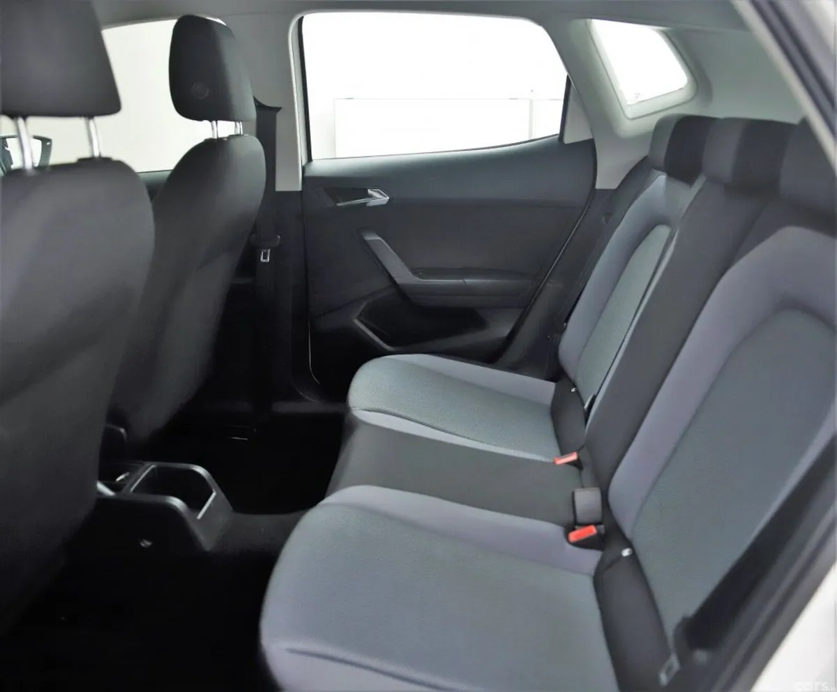 SEAT Arona SUV, Diesel, 2019, White