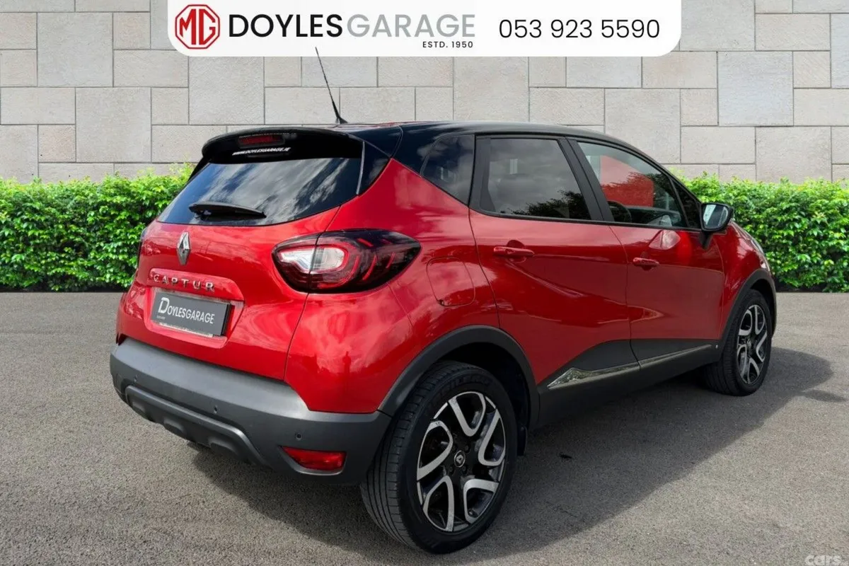Renault Captur Hatchback, Diesel, 2019, Red