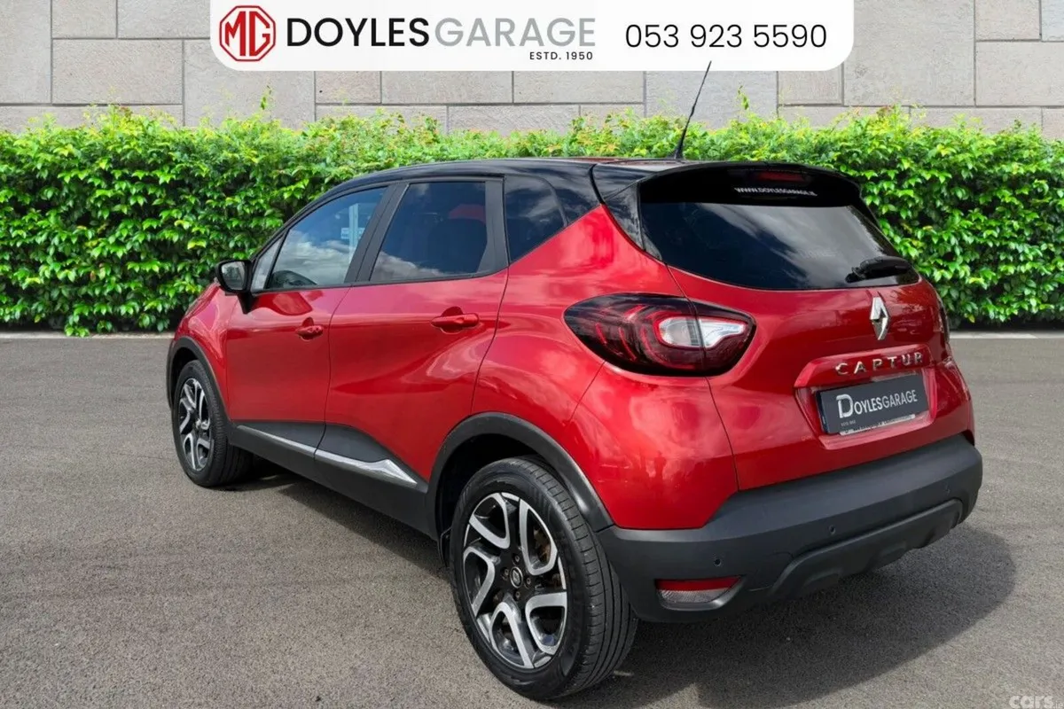 Renault Captur Hatchback, Diesel, 2019, Red
