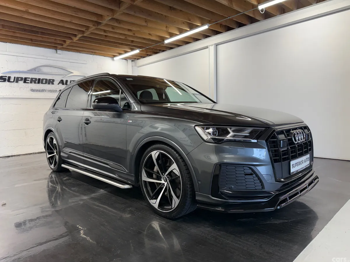Audi Q7 SUV, Petrol Hybrid, 2023, Grey