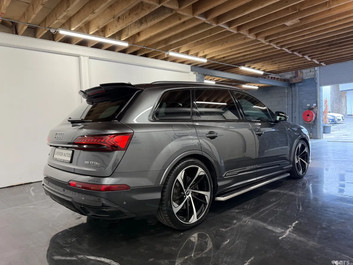 Audi Q7 SUV, Petrol Hybrid, 2023, Grey