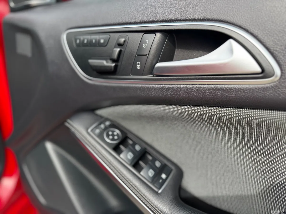 Mercedes-Benz A-Class Hatchback, Petrol, 2014, Red