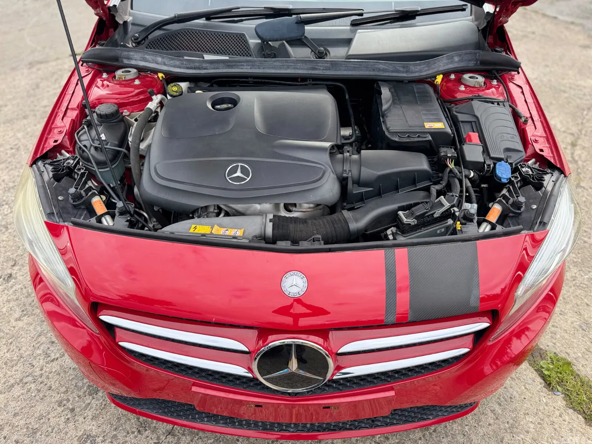 Mercedes-Benz A-Class Hatchback, Petrol, 2014, Red