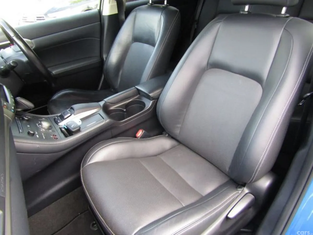 Lexus CT Hatchback, Petrol Hybrid, 2020, Blue