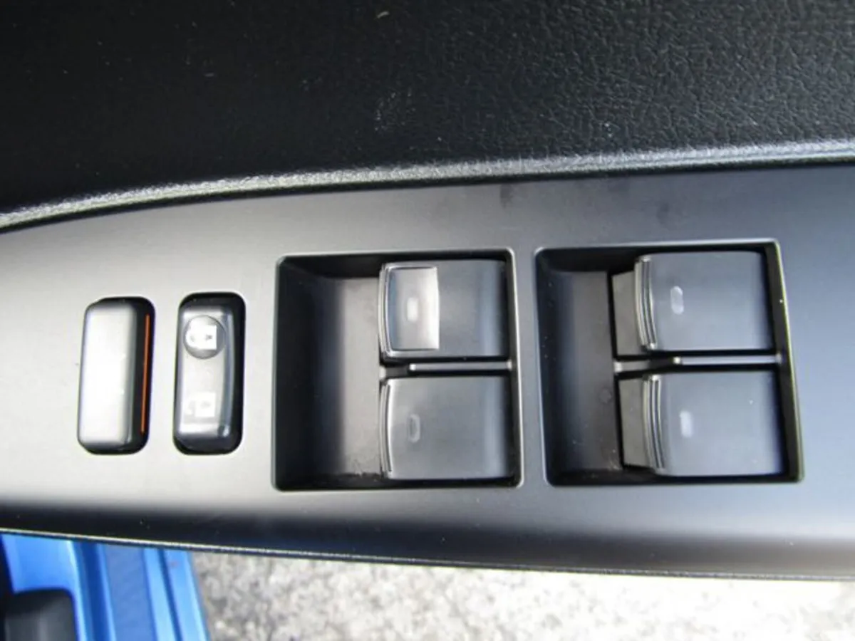 Lexus CT Hatchback, Petrol Hybrid, 2020, Blue