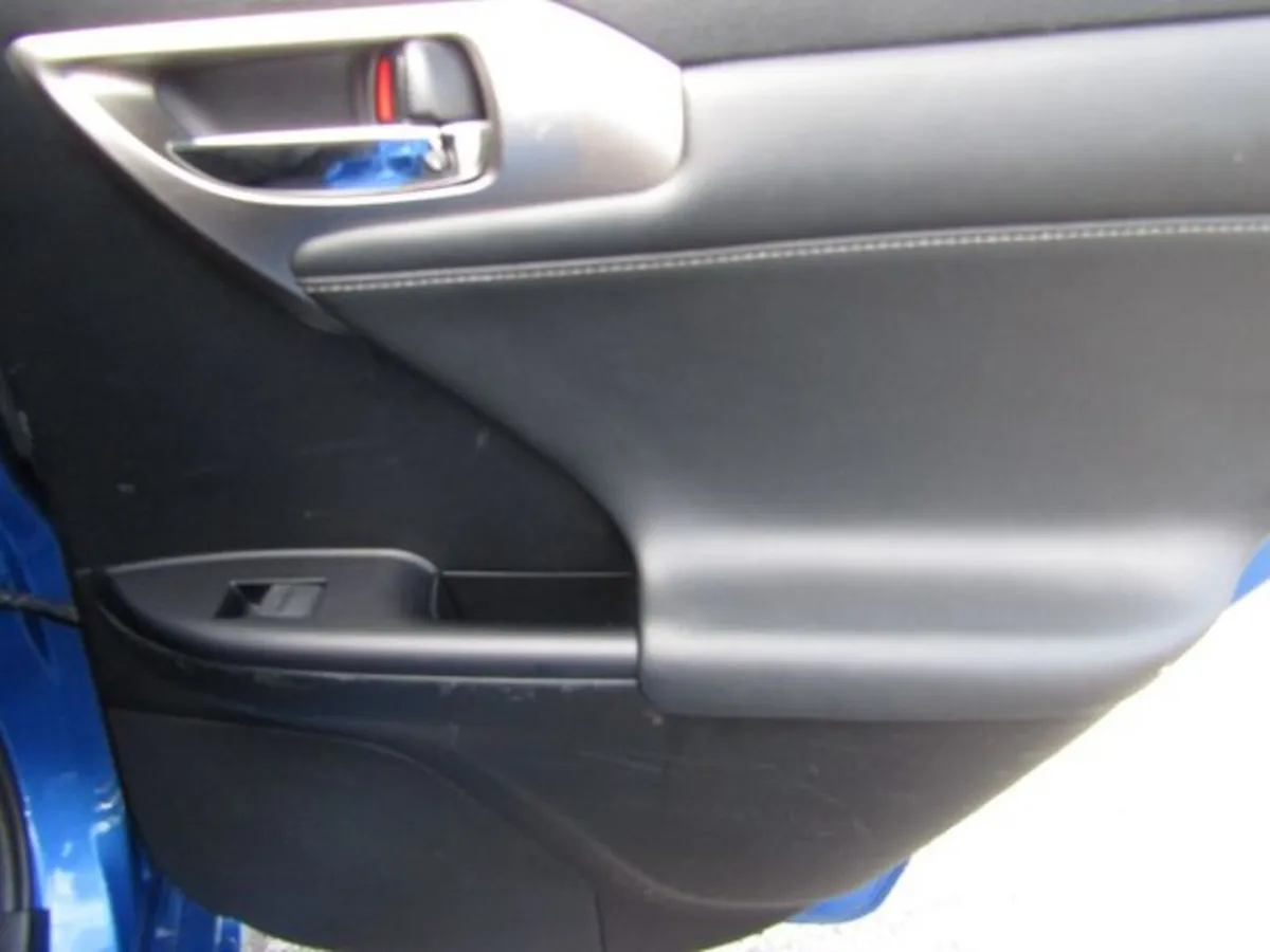 Lexus CT Hatchback, Petrol Hybrid, 2020, Blue