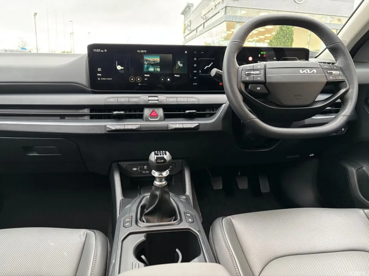 Kia K4 Hatchback, Petrol, 2027, Grey
