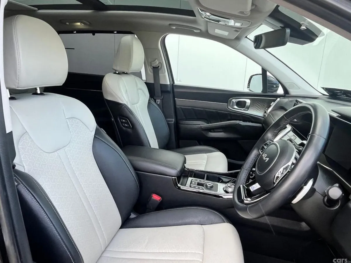 Kia Sorento MPV, Diesel, 2023, Black