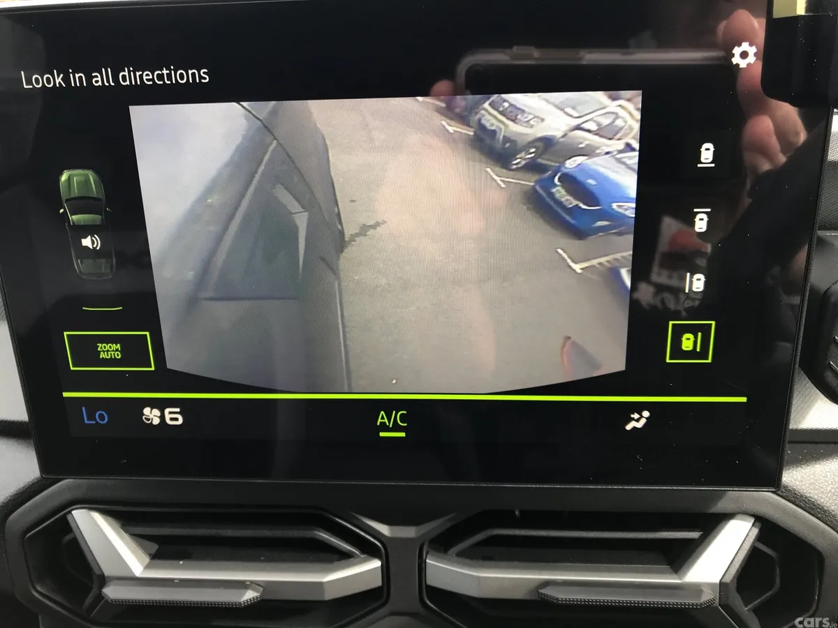 Dacia Duster SUV, Petrol Hybrid, 2026, Grey
