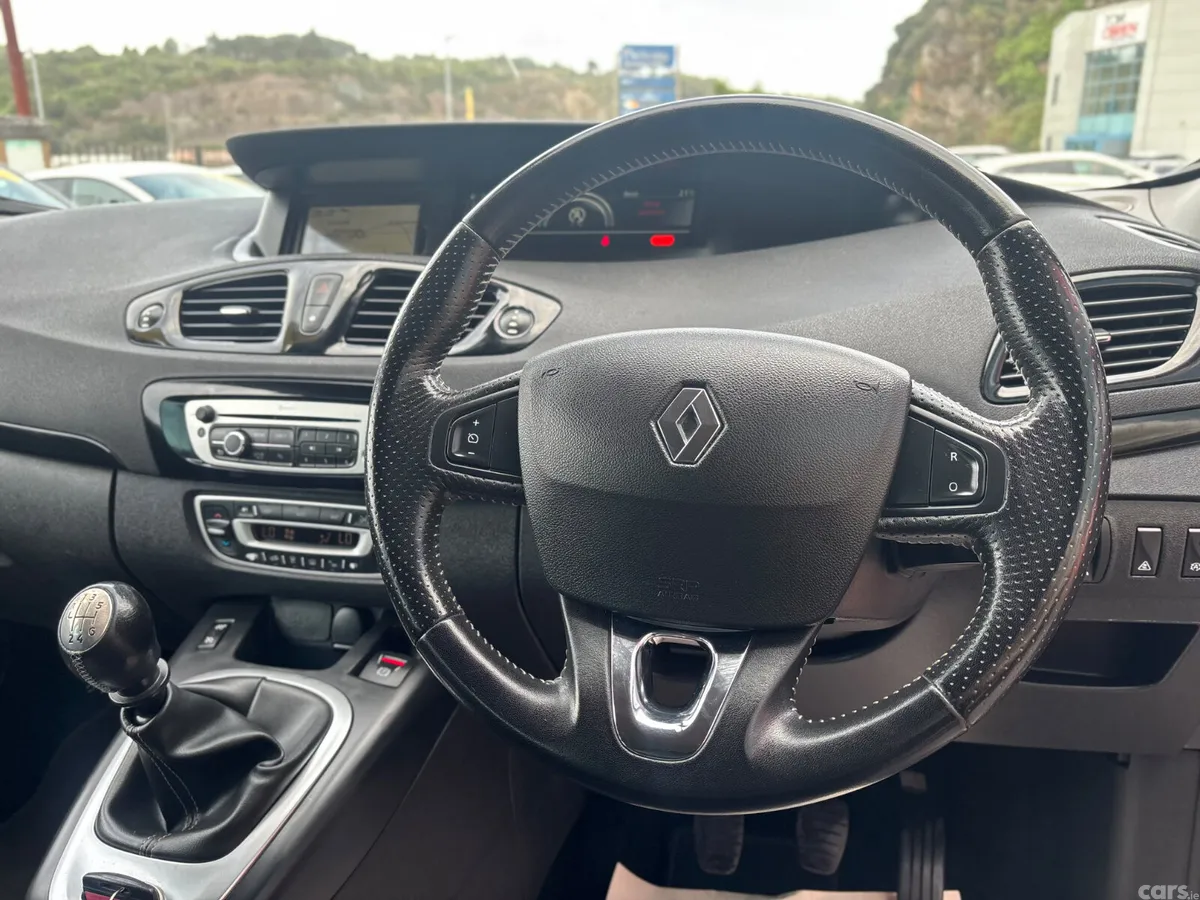 Renault Grand Scenic MPV, Diesel, 2014, Red