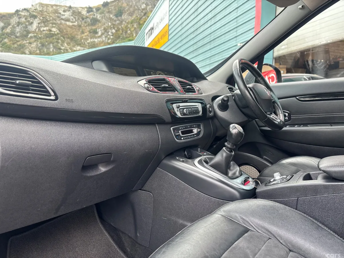 Renault Grand Scenic MPV, Diesel, 2014, Red