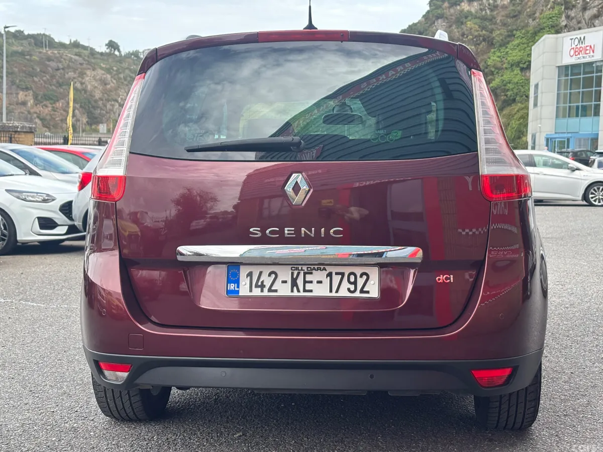 Renault Grand Scenic MPV, Diesel, 2014, Red